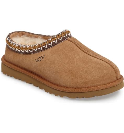 nordstrom uggs slippers for women.